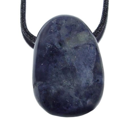 Iolith ugs. Wassersaphir Anhänger flacher Trommelstein ca. 30 x 20 mm in Trofen Form mit Bohrung ca. 2,5 mm