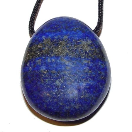 Lapislazuli Anhänger flacher Trommelstein XL ca. 35 x 30 mm in  Tropfen Form mit Bohrung ca. 2,5 mm