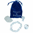 Bergkristall Geschenk Set 4 teilig je 1x Armband / Engel Anhänger /  Rohstein / Trommelstein in blauemSamtbeutel