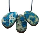 Azurit in Granit Trommelstein Tropfen gebohrt (2,5 mm) ca. 30 x 20 mm Anhänger Edelstein