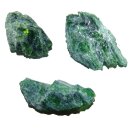 Chromdiopsid Rohstein Rohstück ca. 20 - 30 mm A* Qualität schöne grüne Farbe