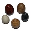 Eier sortiert verschiedene Steinarten z.B. Mahagoni...